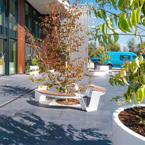 Elegantie ten top. Boombanken model Dunc, hier uitgevoerd in Off White